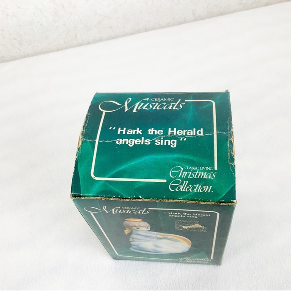 Vintage Zayre Corp Taiwan Hark The Harold Angels Sing Rotating Music Box Rainbow - Picture 11 of 11